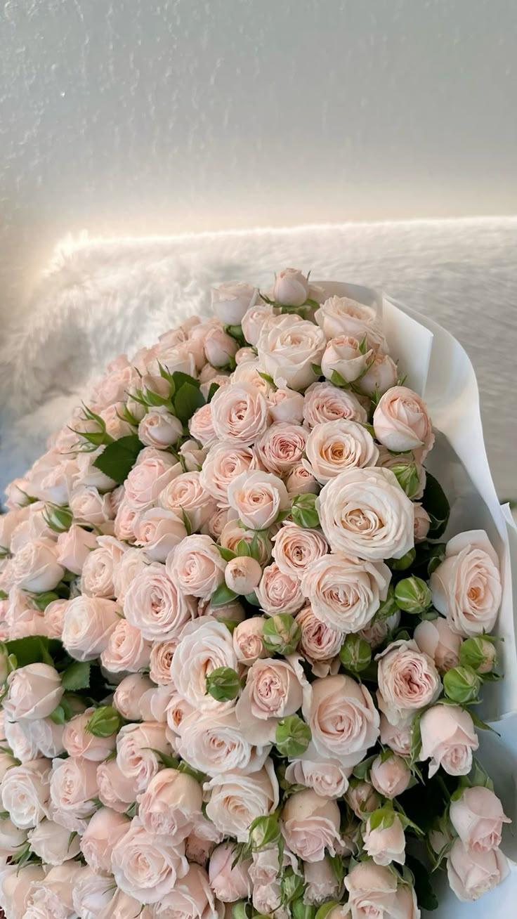 Corporate meeting room with carefully timed floral arrangements that maintain elegance throughout business hours